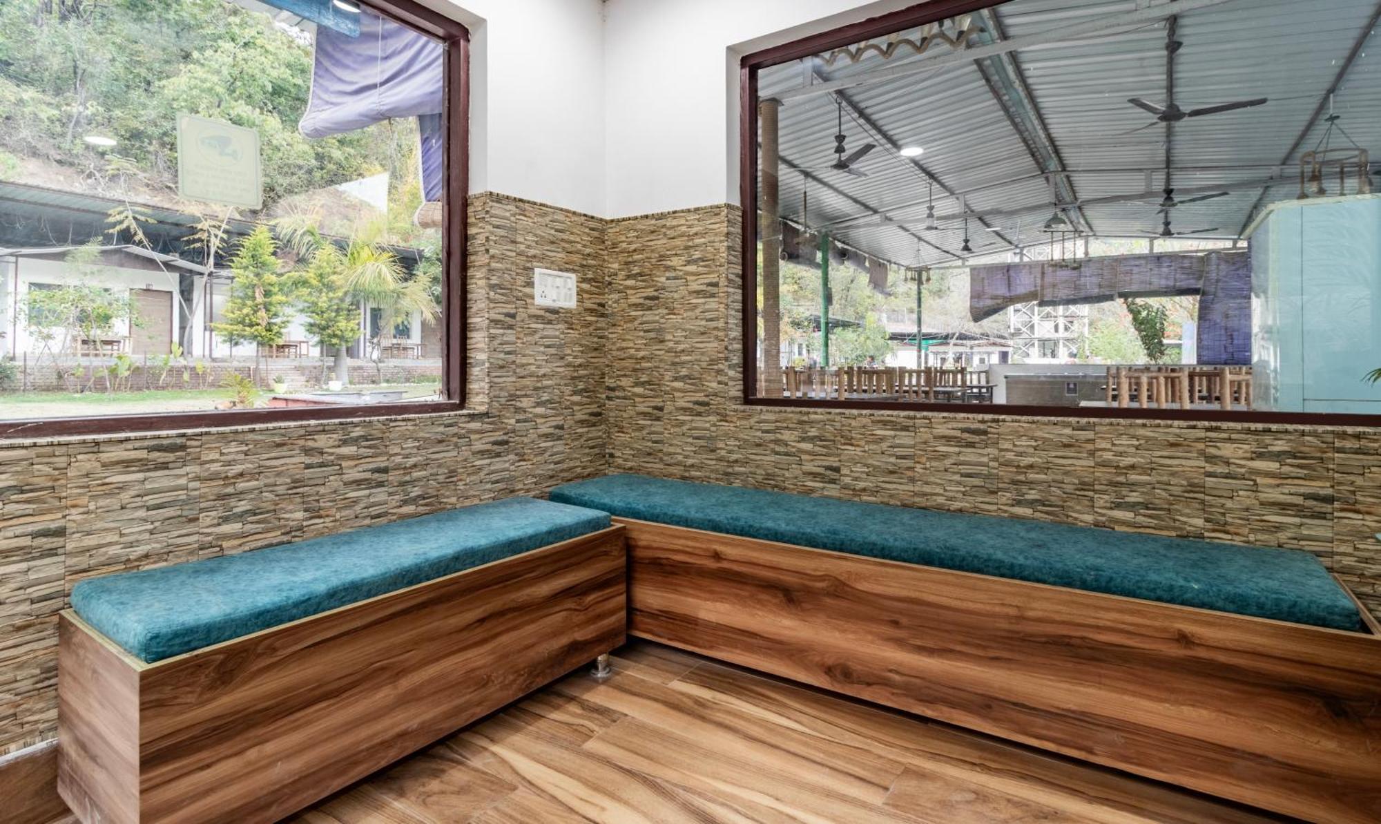 Paddler Zone Hotell Shivpurī Eksteriør bilde