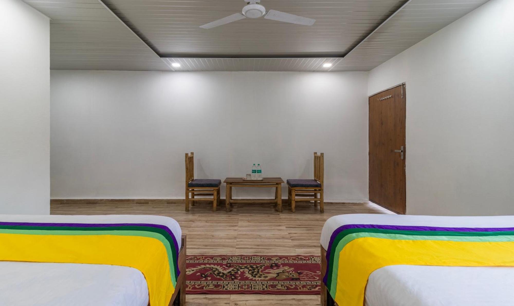 Paddler Zone Hotell Shivpurī Eksteriør bilde